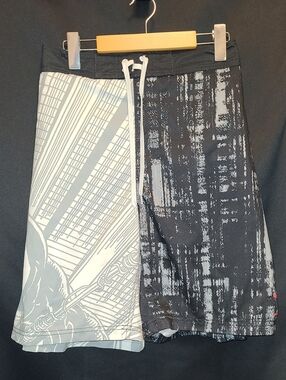 Marvel VENOM Black & Light Gray Split-Graphic Swim Board Shorts SZ XL